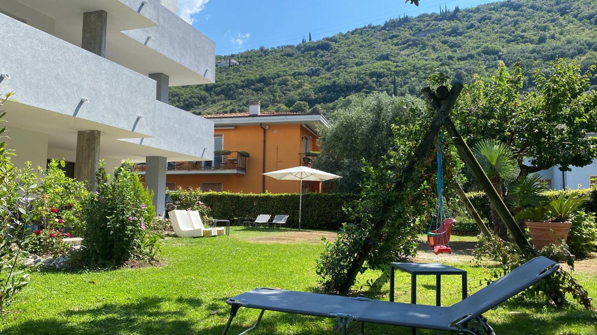 Appartamenti Nataly Torbole Sul Garda Eksteriør bilde